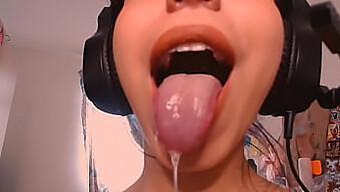 Podívejte Se Na Nejžhavější Ahegao Dívky V Akci - Kompilace